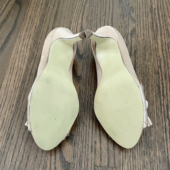 Nine West Champagne Heels - Picture 3 of 4